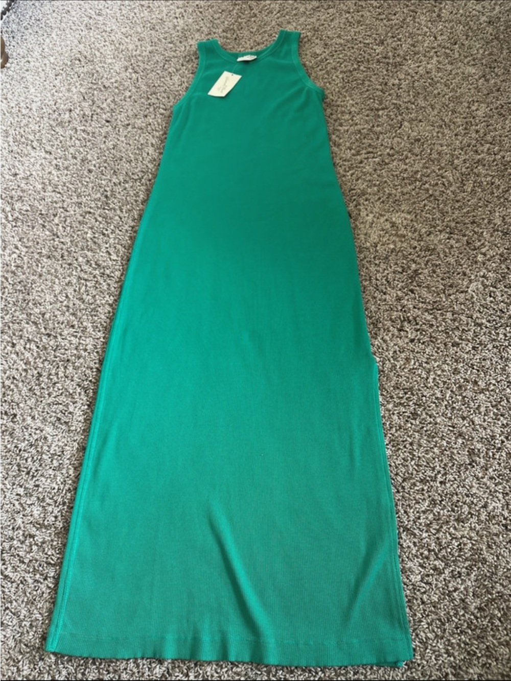 NWT Universal Threads dress